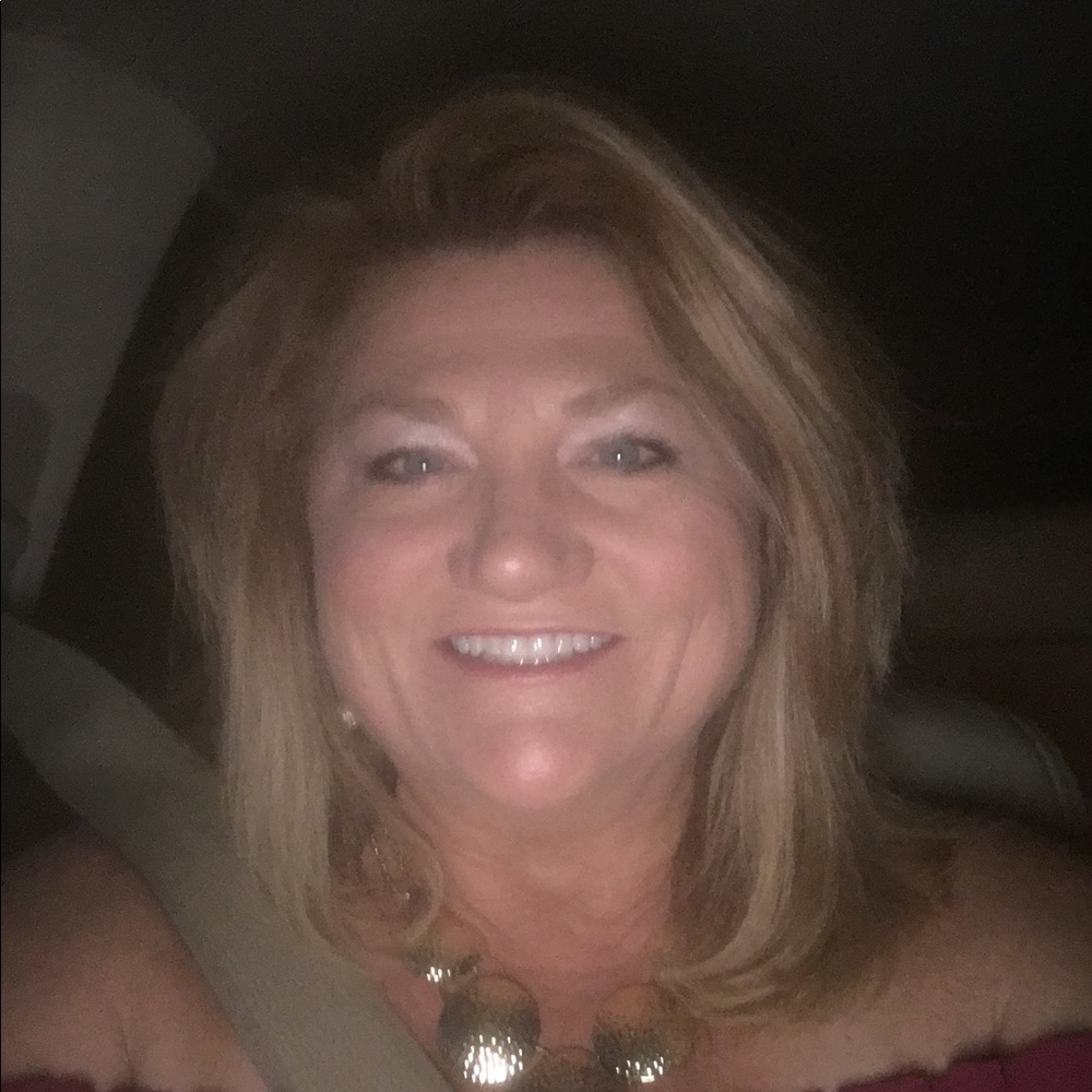Meet your Posher, Yvonne